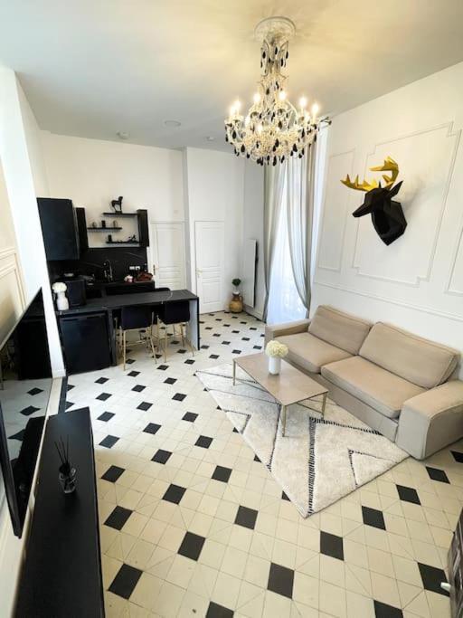 Romantique Jacuzzi, Au Chateau A 30 Min De Paris Διαμέρισμα Limay Εξωτερικό φωτογραφία