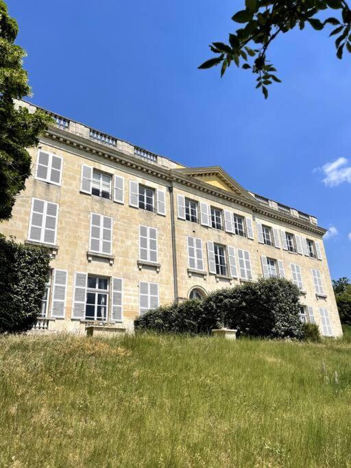 Romantique Jacuzzi, Au Chateau A 30 Min De Paris Διαμέρισμα Limay Εξωτερικό φωτογραφία